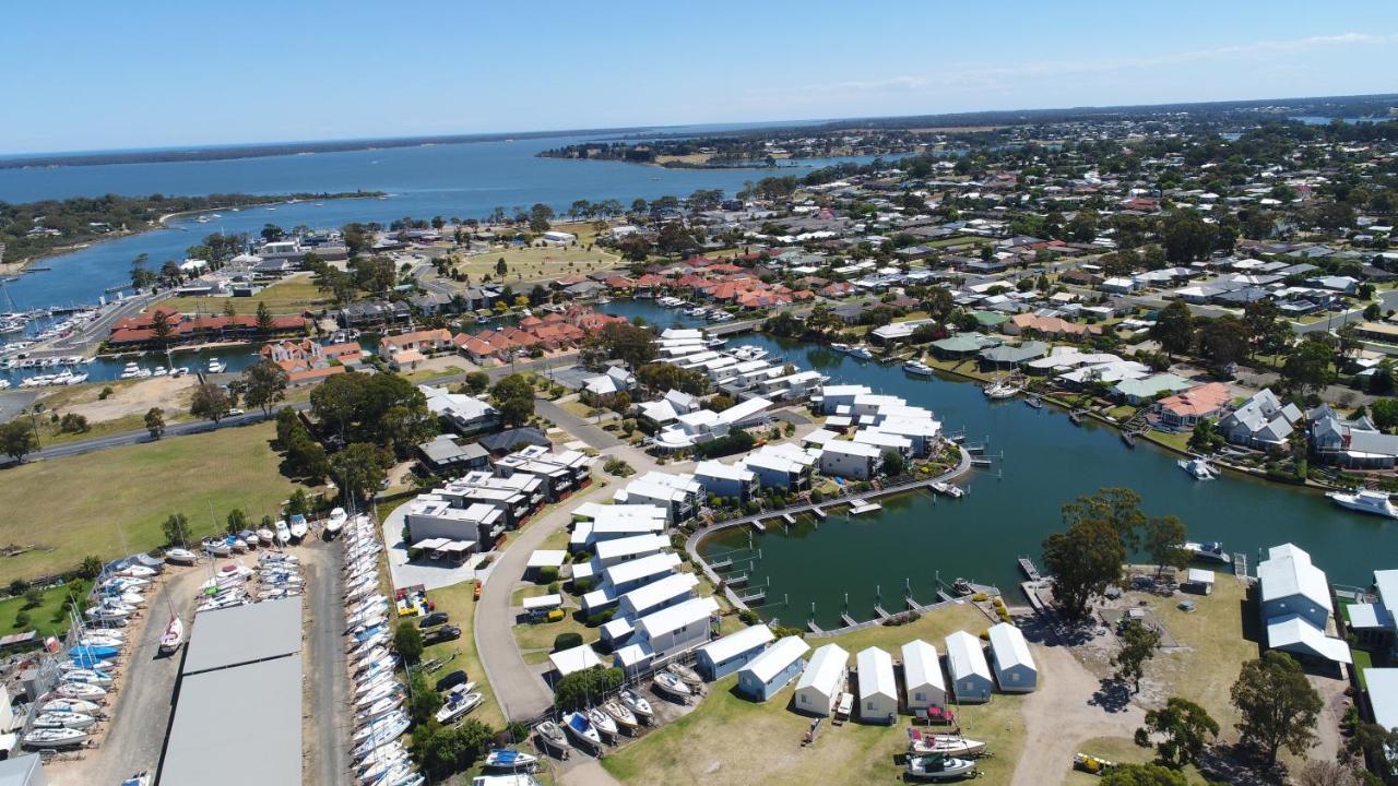 Captains Cove Resort - Waterfront Apartments Paynesville Extérieur photo