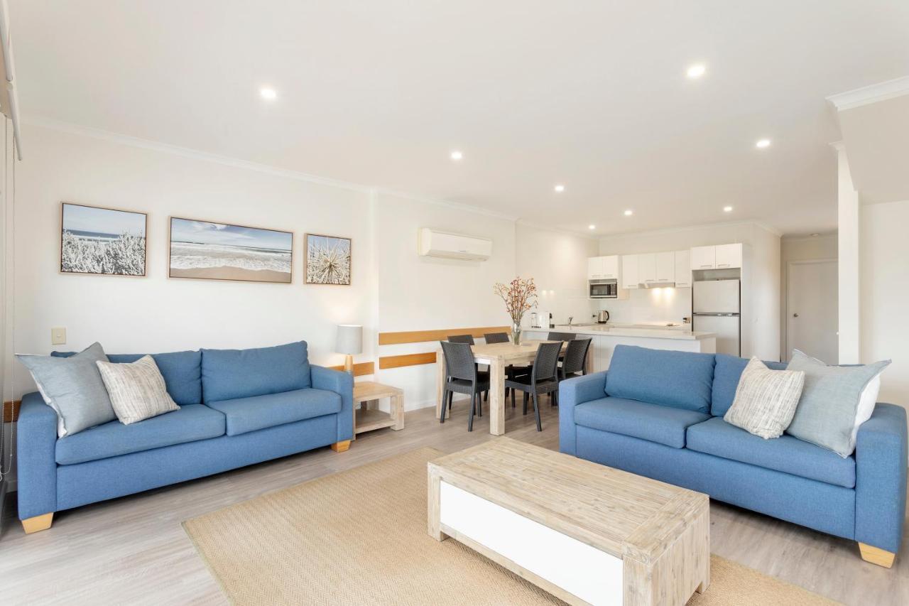 Captains Cove Resort - Waterfront Apartments Paynesville Extérieur photo