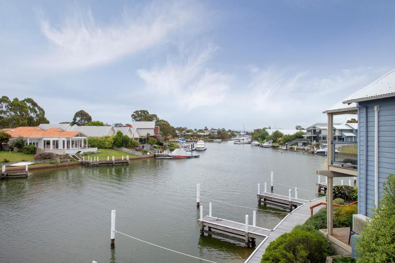 Captains Cove Resort - Waterfront Apartments Paynesville Extérieur photo