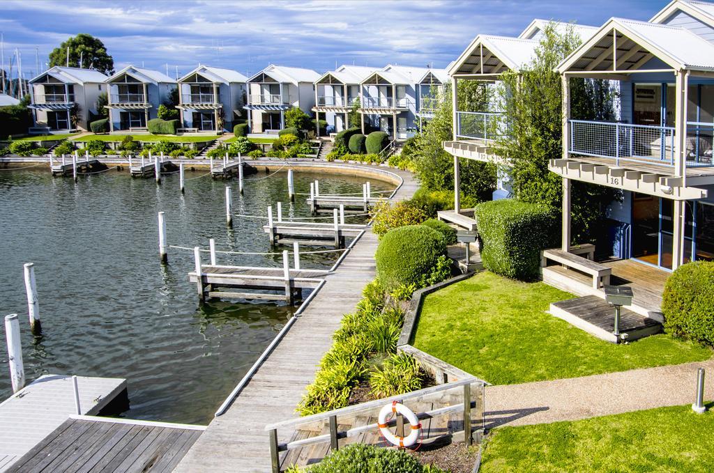 Captains Cove Resort - Waterfront Apartments Paynesville Extérieur photo