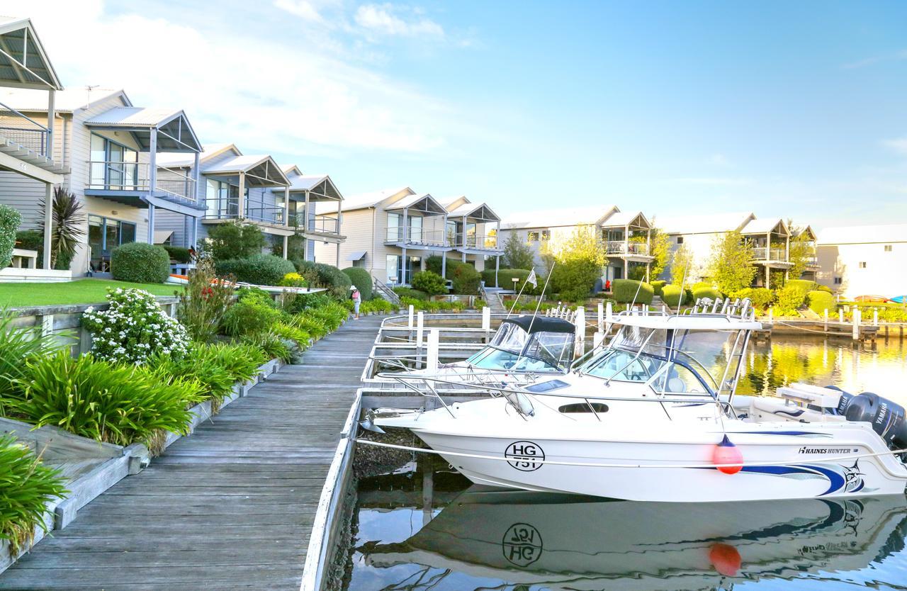 Captains Cove Resort - Waterfront Apartments Paynesville Extérieur photo